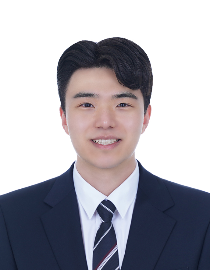 김동욱
